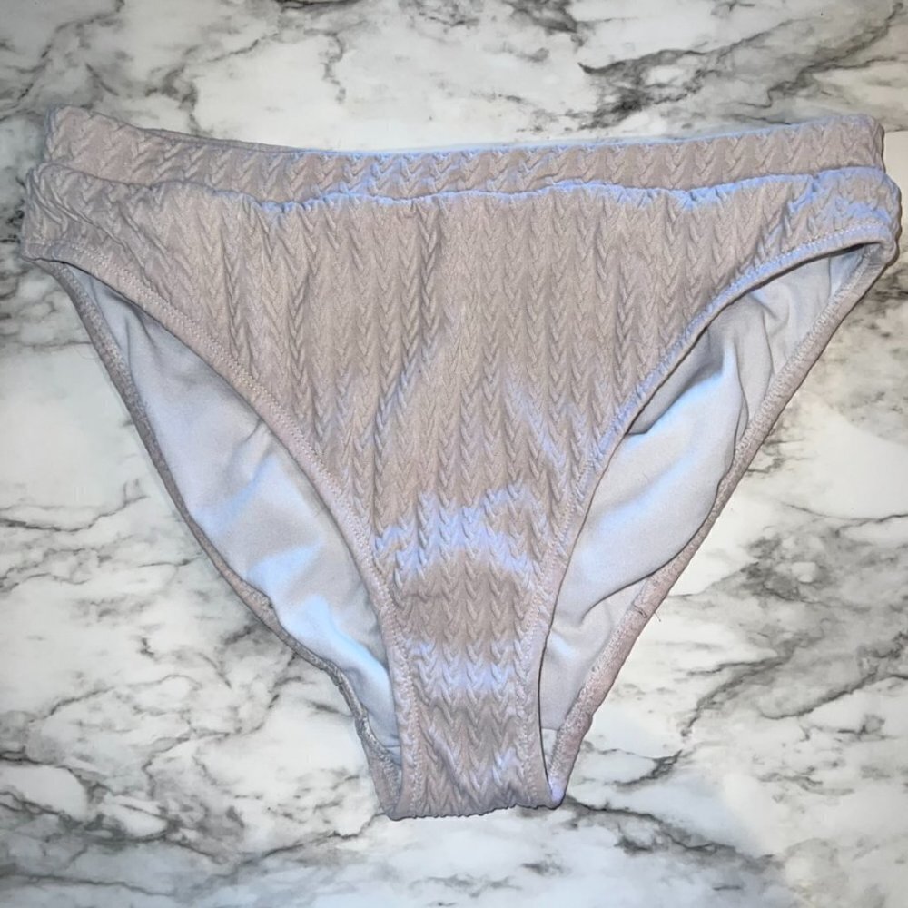 No Boundaries Gray Textured Bikini Bottoms size large 10-13